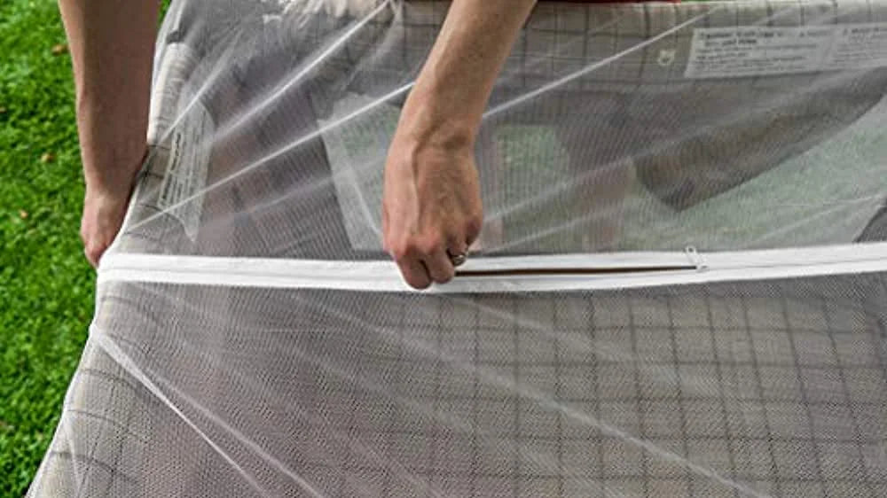 Mosquito Net with Zippers, Universal Size Portable Mesh Netting with Storage Bag B868