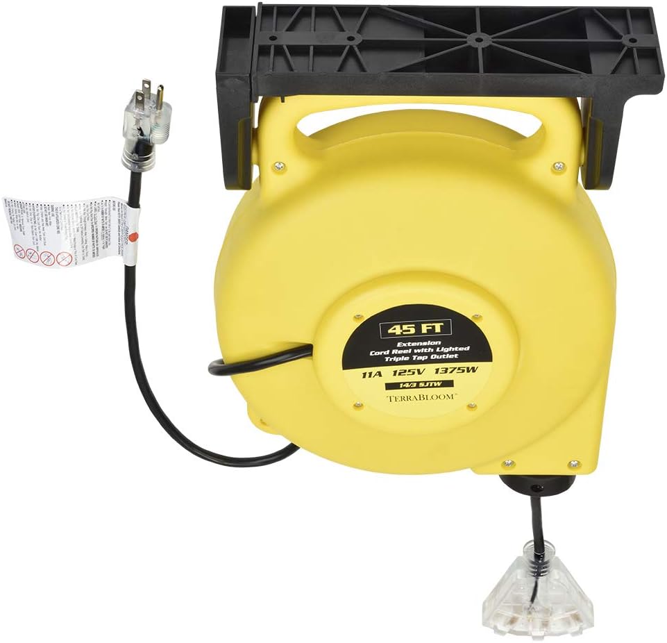 40 Ft 12/3 Retractable Extension Cord Reel with 3 Outlets Z143390