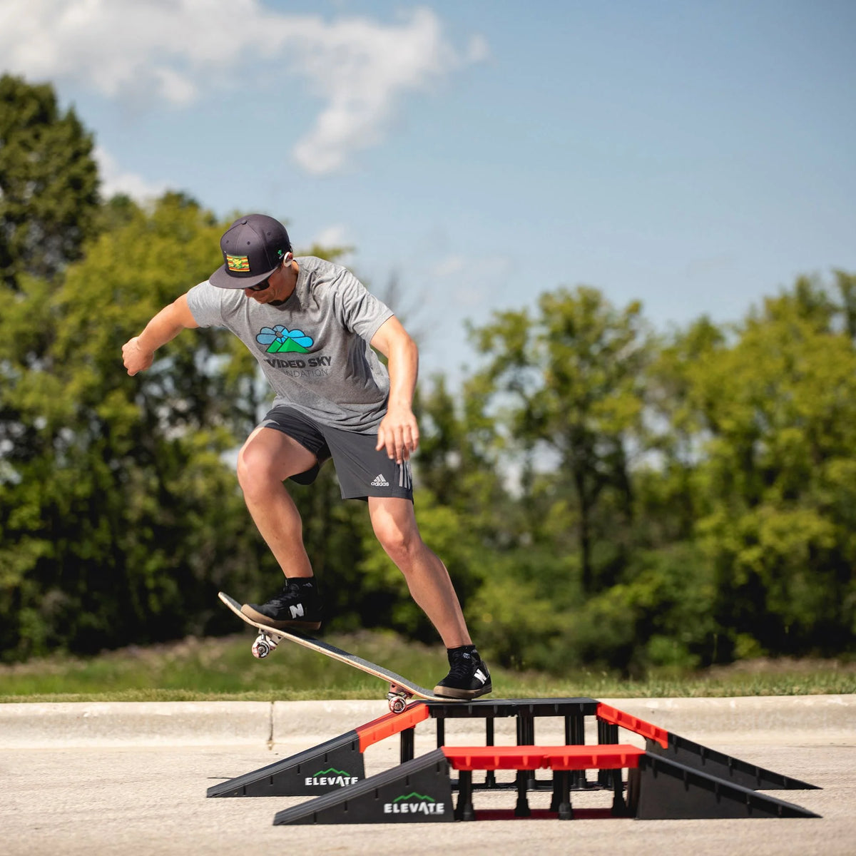 Mini Skateboard Ramp Set with Slopes H93685