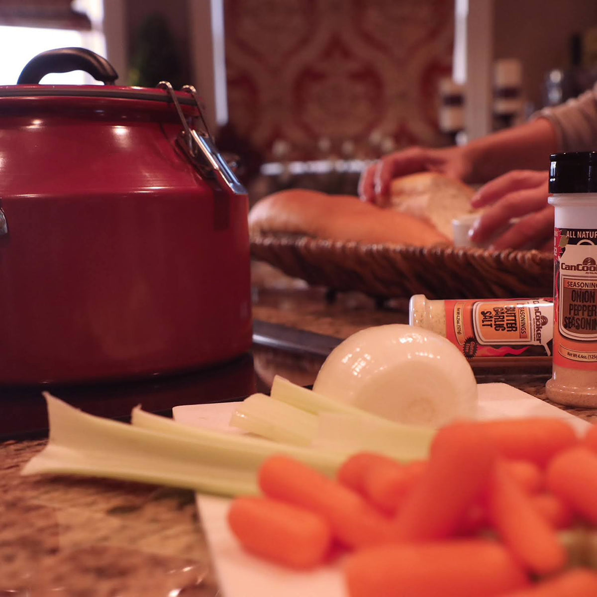 Red Cooker U343